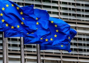 banderas UE De Castro sobre el Foro del Grupo Faro: Melilla y Ceuta “de la mano” tendrán más fuerza en Europa