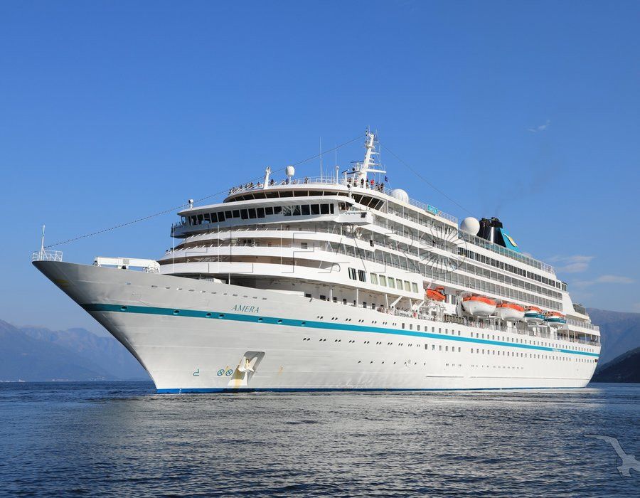 crucero amera melilla Más de 750 turistas llegarán a Melilla en el crucero ‘Riviera’