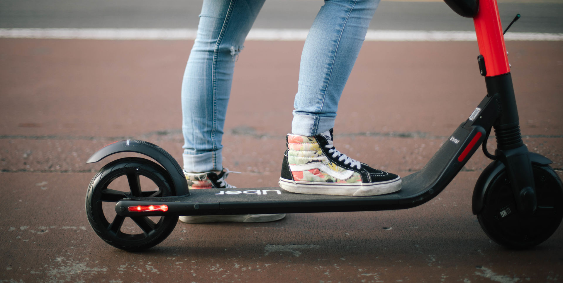 La Policía Local de Melilla vigilará conductas de riesgo en conductores de patinetes eléctricos