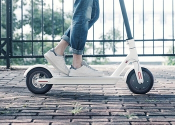 xiaomi patinete m365 La Policía Local de Melilla formula 21 denuncias a conductores de patinetes eléctricos