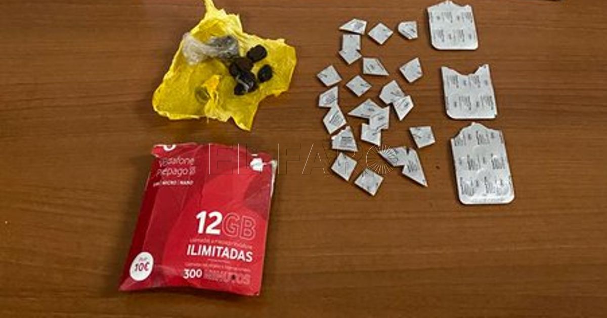 Droga incautada al menor Detenido un menor con drogas junto al centro comercial de Melilla