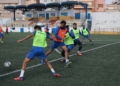 FDR3YxLXMAIN4e7 La plantilla del Melilla prepara en La Espiguera el partido del domingo en El Ejido