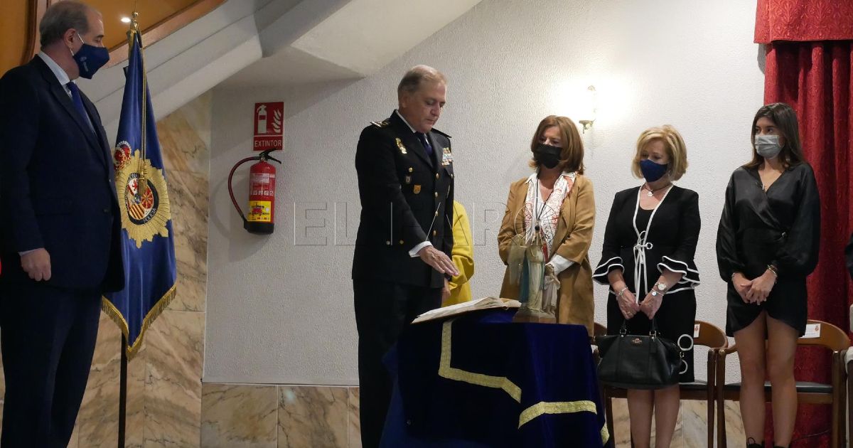 José Antonio Togores en su toma de posesión. ¿Qué esperamos del nuevo comisario de Policía de Melilla?