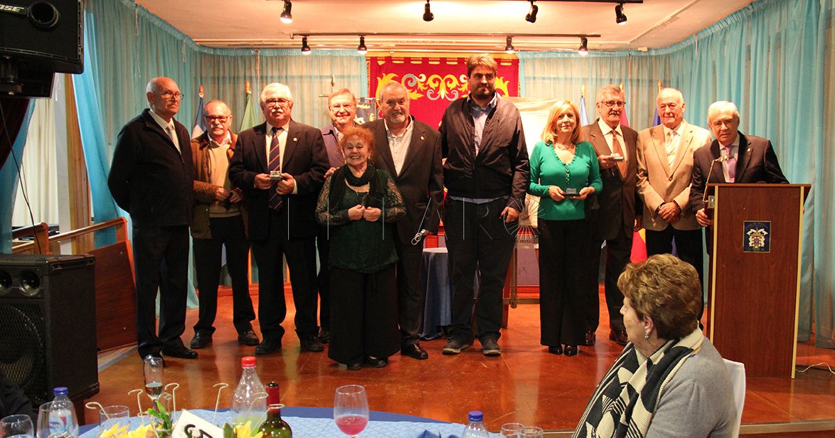 La Casa de Melilla en Málaga entrega sus premios de Poesía y Pintura