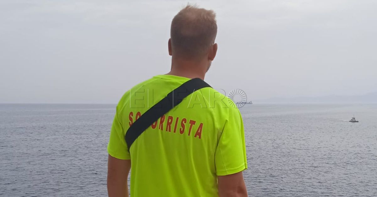 Socrroistas este verano en las playas de Melilla La deuda con los socorristas de Melilla será saldada antes de llegar a juicio