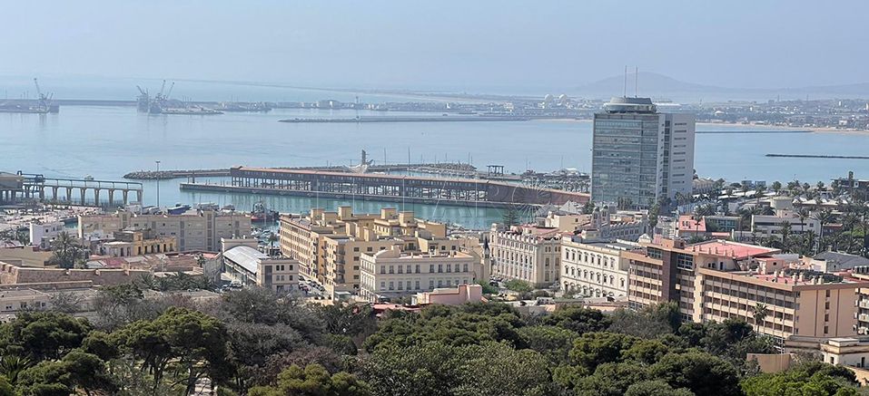 VISTA MELILLA Inquietud y nervios por la noticia de la plaza fija para interinos que lleven 5 años en el mismo puesto