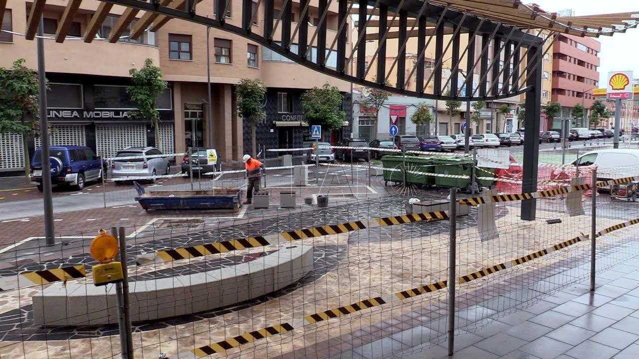 la ciudad compensa la tala de arboles con plantaciones y los ecologistas dicen que no es valido La Ciudad compensa la tala de árboles con plantaciones y los ecologistas dicen que no es válido