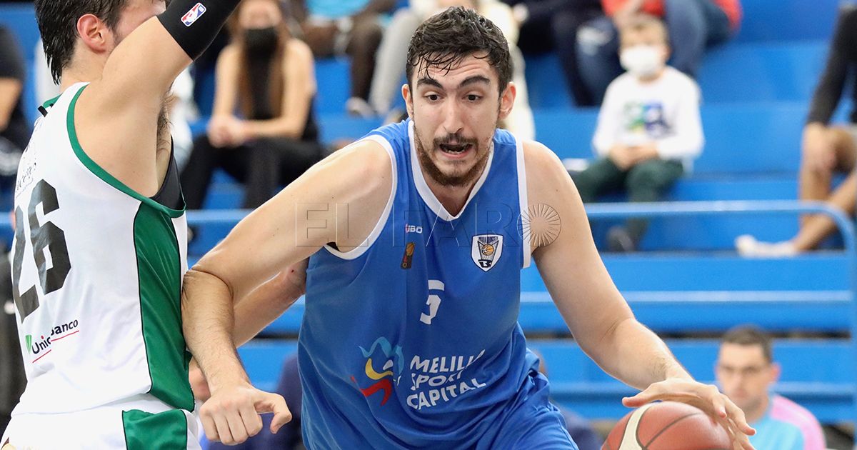 Sergio Mendiola, jugador del Melilla: “Debemos ser sólidos en nuestro sistema defensivo”
