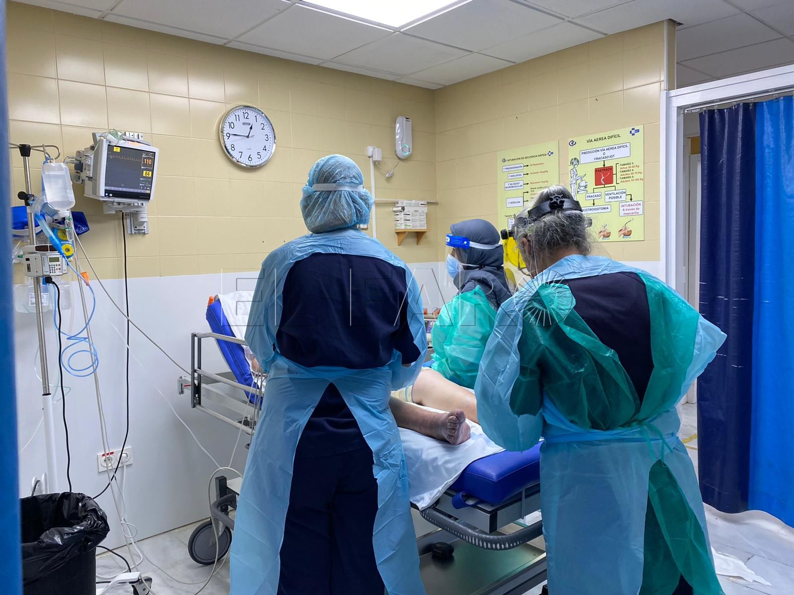 Melilla registra 44 sanitarios con covid en 14 días: el Ingesa niega que haya brotes en este colectivo