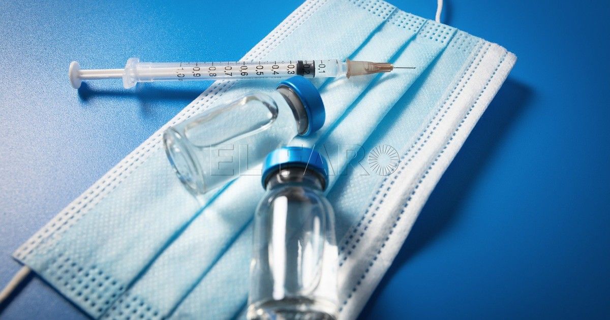 Vacunación 1 Casi un millar de baby boomers, vacunados con tercera dosis en un día en Melilla