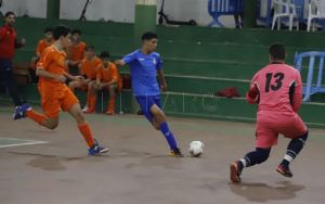 WEB MG 2320 La Peña Barcelonista derrota en una vibrante final a la Peña Real Madrid