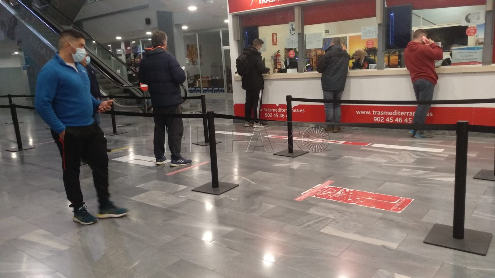 WhatsApp Image 2021 12 02 at 20.07.34 Sin opciones para salir de Melilla en el puente