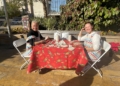 Artesanías de macramé para adornar la Navidad en Melilla