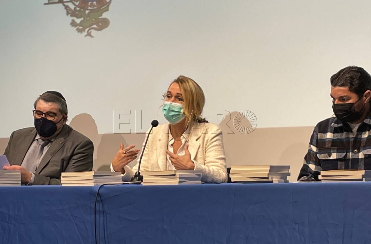 fernandez treviño Treviño se compromete a mantener los contratos de cuidadores del colegio Reina Sofía de Melilla