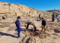 guelaya plantacion nano 7 Dos centenares de árboles y arbustos en la Cantera del río Nano de Melilla