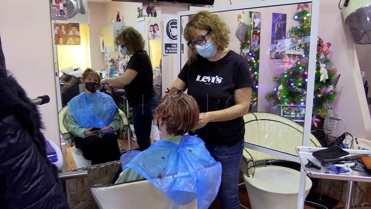 las peluquerias salvan el ano pero la factura de la luz se hace notar Las peluquerías salvan el año, pero la factura de la luz se hace notar