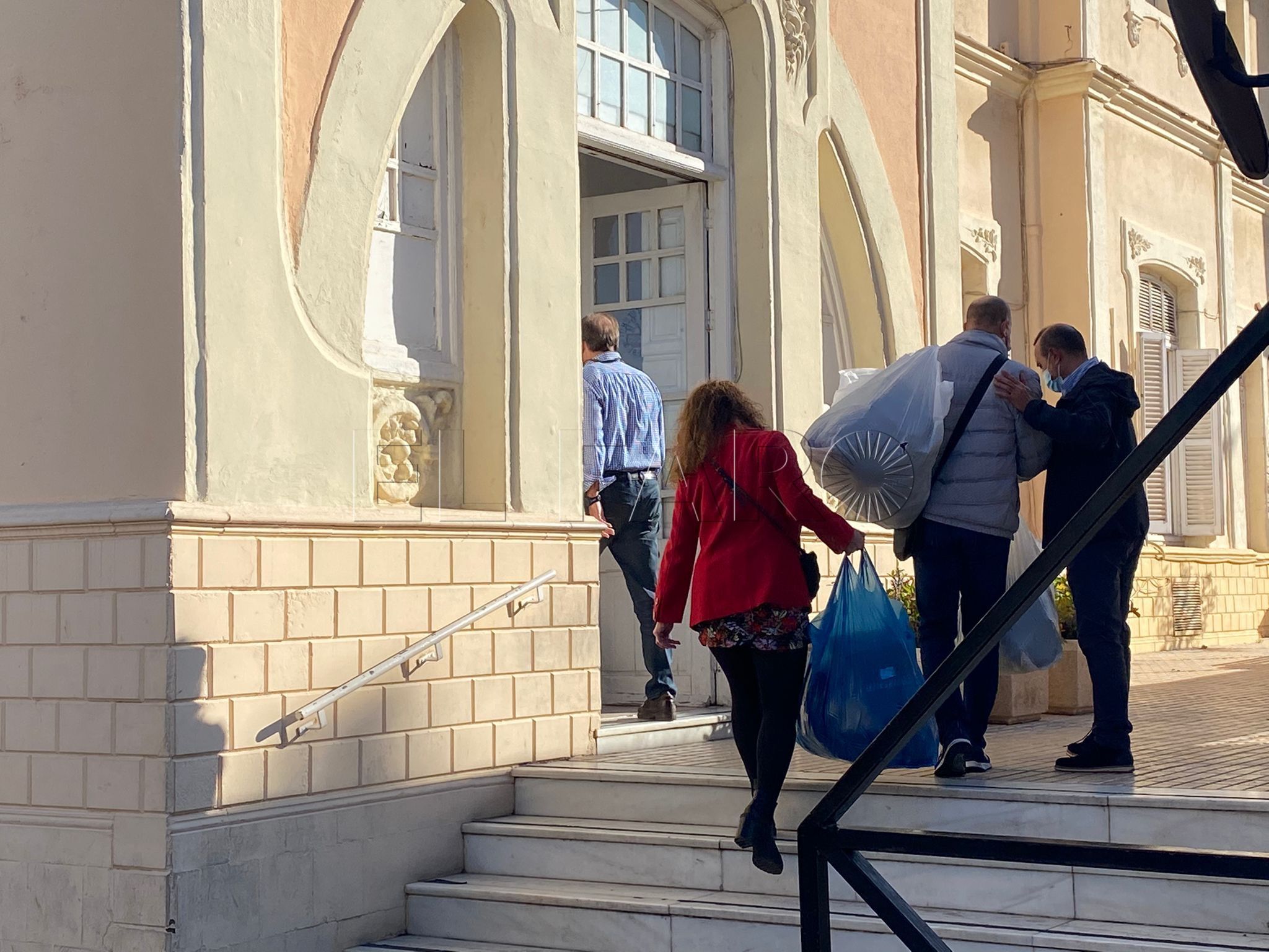 Entregan regalos de Navidad a los mayores del Centro Asistencial de Melilla