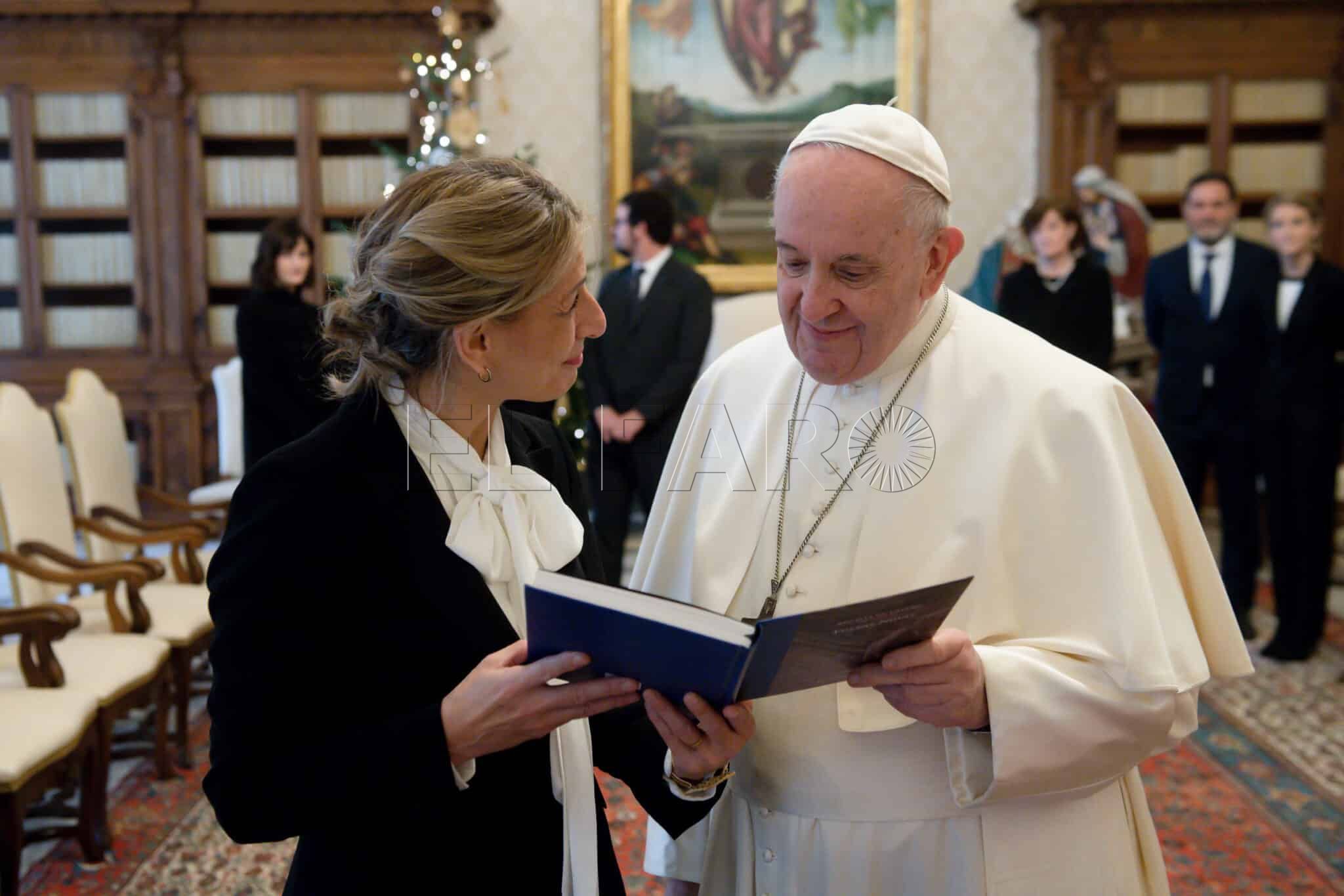 yolanda diaz visita papa francisco vaticano 1 scaled Diccionario para una pandemia (Tomo XV-I)