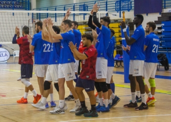 A la escuadra melillense que milita en la máxima categoría del voleibol nacional también le ha afectado la propagación del COVID-19.