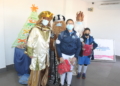 24D 15 Los Reyes Magos visitan la Escuela de la Federación Melillense de Fútbol