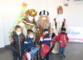 25D 10 1 Los Reyes Magos visitan la Escuela de la Federación Melillense de Fútbol