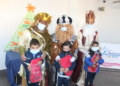 25D 15 Los Reyes Magos visitan la Escuela de la Federación Melillense de Fútbol