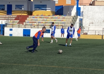 25D 2 1 La U.D. Melilla lanza la campaña de abonados para la segunda vuelta