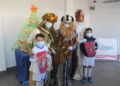 25D 2 2 Los Reyes Magos visitan la Escuela de la Federación Melillense de Fútbol
