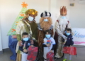 25D 22 Los Reyes Magos visitan la Escuela de la Federación Melillense de Fútbol