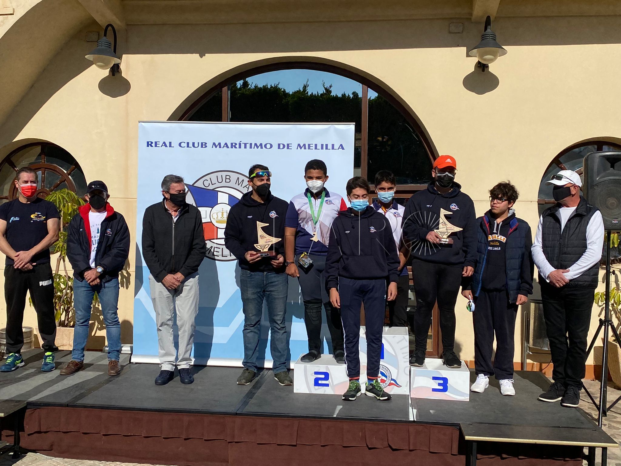 Clase snipe El Real Club Marítimo de Melilla entrega los galardones de su trofeo navideño