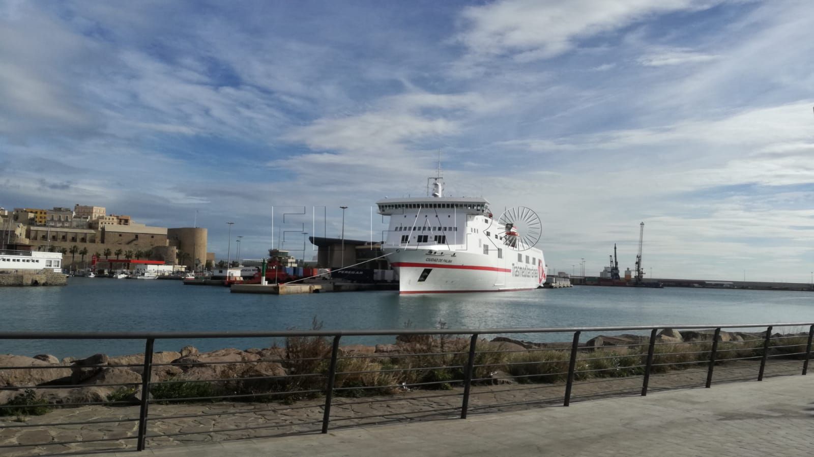 barco1 El PP acusa al Gobierno de “marginar” los transportes entre Melilla y península