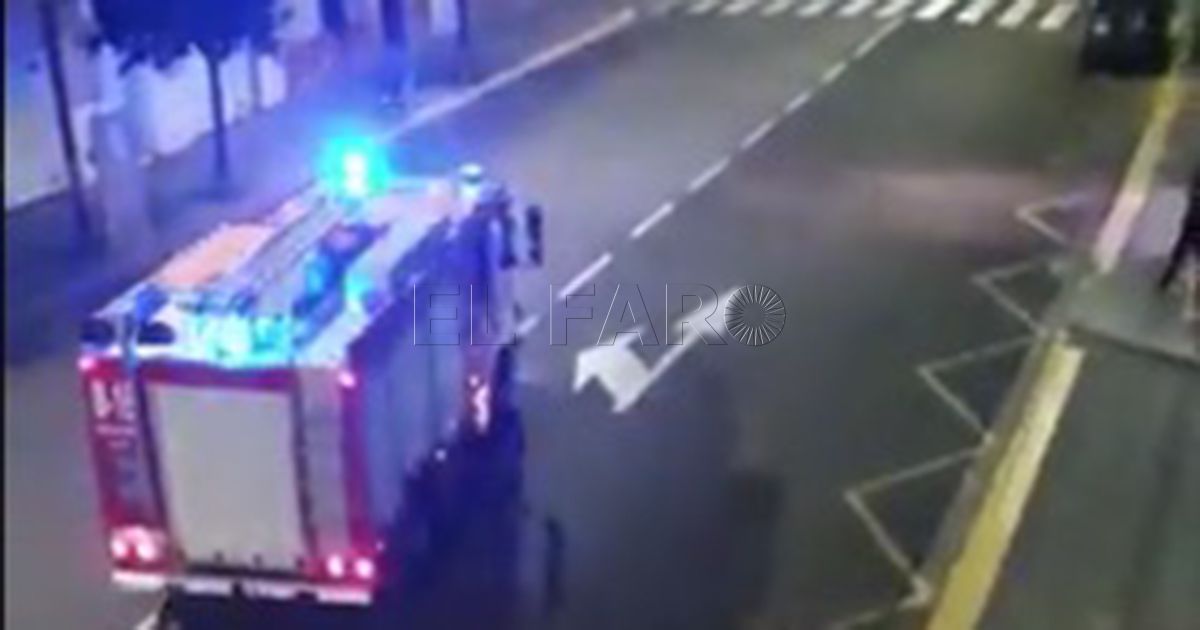 bomberos melilla 1 Los Bomberos extinguen un incendio en la cocina del CETI de Melilla