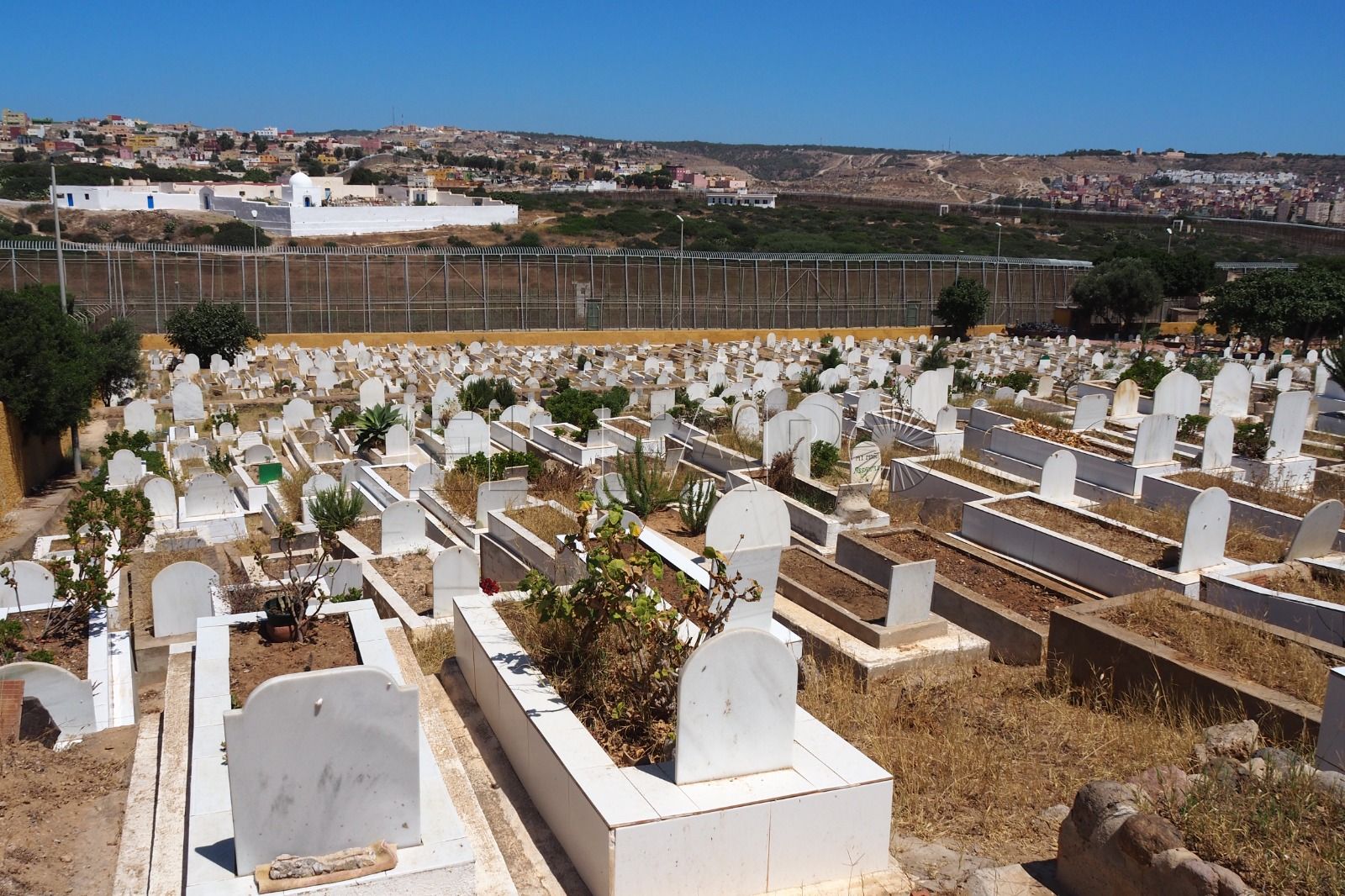 cementerio musulman Comienza la obra para ampliar el cementerio musulmán con 1.523 sepulturas y 45 aparcamientos