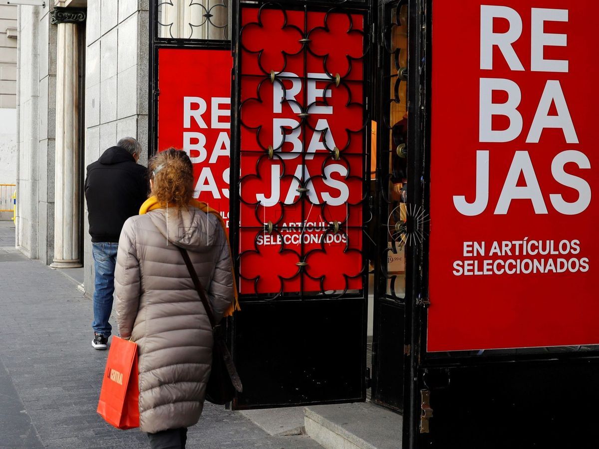 rebajas efe Psicólogos afirman que el periodo de rebajas agudiza la adicción a las compras