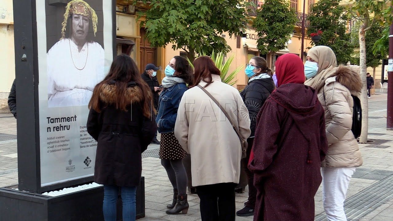 una exposicion de fotografias callejera homenajea la cultura amazigh en melilla Una exposición de fotografías callejera homenajea la cultura amazigh en Melilla
