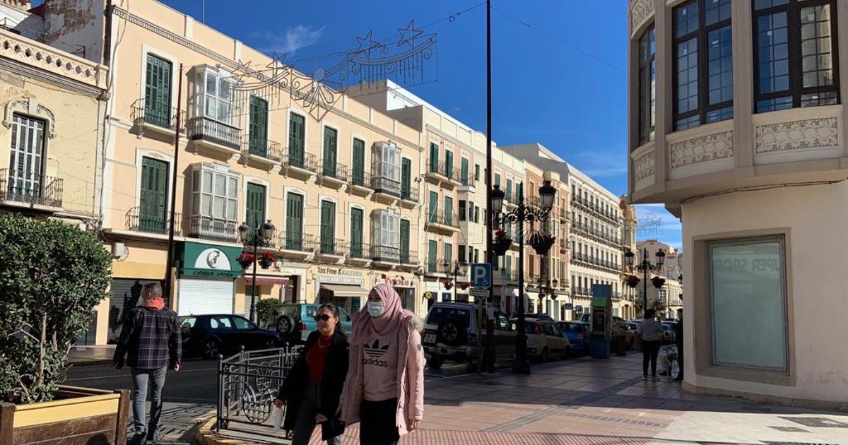 Alumbrado navideño en Melilla El alumbrado extraordinario por festividades costará en Melilla casi 4 millones en 4 años
