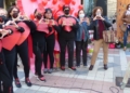 Enamorados 2 Menéndez Pelayo se llena de corazones vivientes por San Valentín