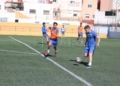 FKmbDmZXMAMv2rK Endika Irigoyen y Momodou Cham realizan su primer entrenamiento con el Melilla