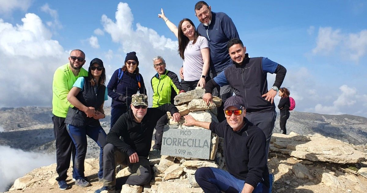 Pico Montañistas federados de Melilla disfrutan de los descuentos en viajes de Balearia