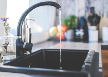 agua Melilla es la quinta ciudad con el agua más barata de España
