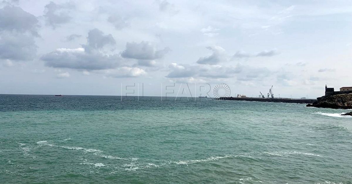 barcos 3 Parca respuesta del Gobierno a una pregunta sobre su inacción ante los actos de Marruecos