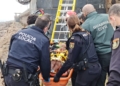 df166826 8f84 4dac 9f2b 2ca8f31f2715 Rescatan a un hombre de las escolleras del puerto de Melilla