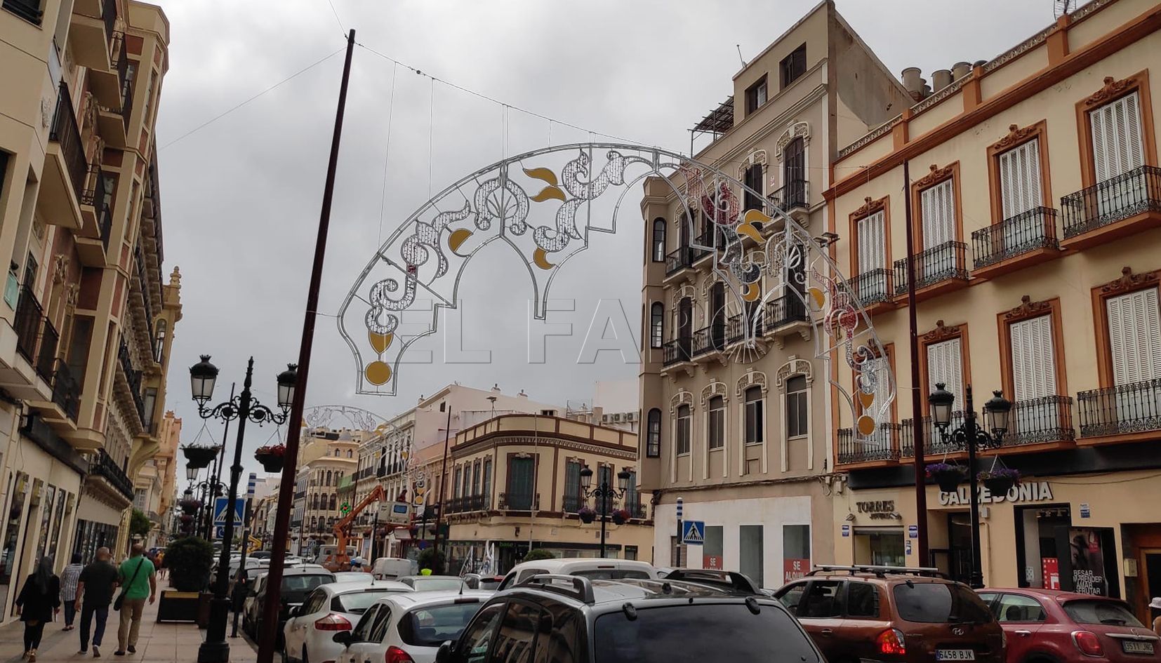 luces pascua grande Infraestructuras defiende el gasto en la iluminación de las fiestas de Melilla por ser “coherente, real y ajustado”