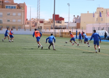 10 1 El equipo empieza a perfilar la táctica de cara al domingo