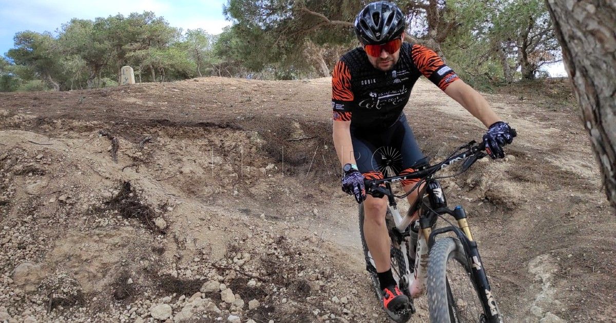 Bici Murias Parque Melilla ratifica el apoyo a la causa solidaria del ciclista Javier Iglesias