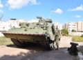 FNVjIgVWYAc8Rzb Vehículos acorazados en Melilla y un buque de la Armada, en Chafarinas