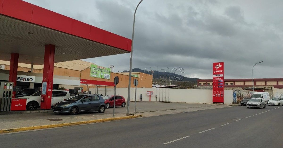 Gasolina a 140 en Melilla La gasolina en Melilla alcanza los 1,419 euros por litro, antes del descuento de 0,20 euros del Gobierno