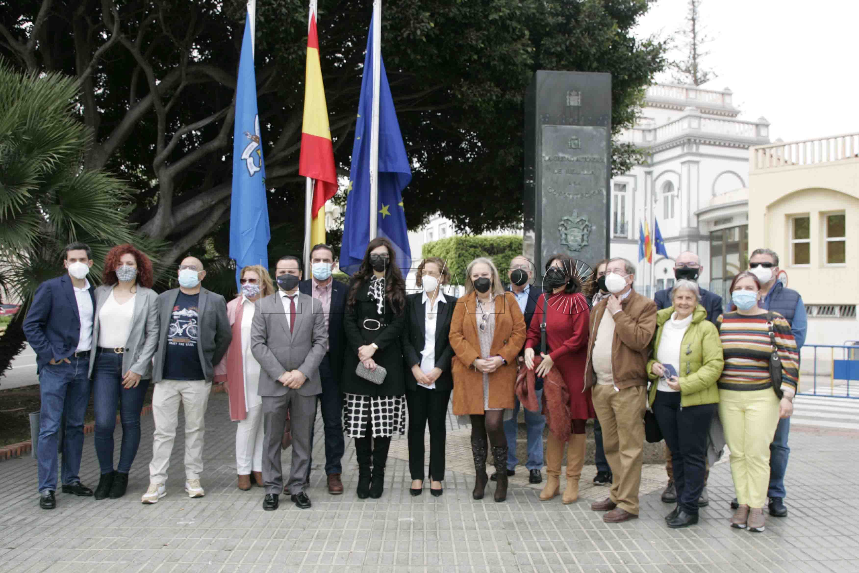 L8O4709 Festejar el estatuto "es dar la oportunidad a CPM de hacerse una foto medianamente solemne"