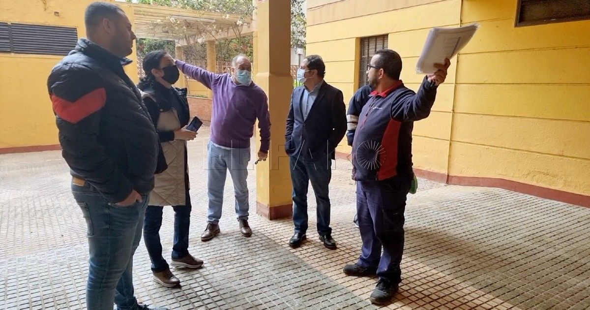 Medio Ambiente Hassan Mohatar y Yonaida Sel Lam visitan Minas del Rif a petición de los vecinos