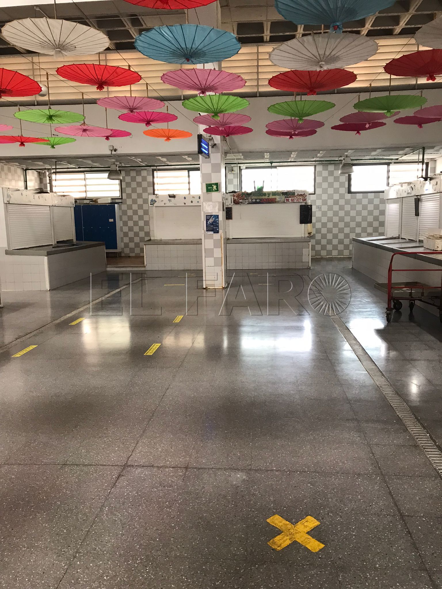PESCADERÍA Un solo puesto de pescado en el mercado central